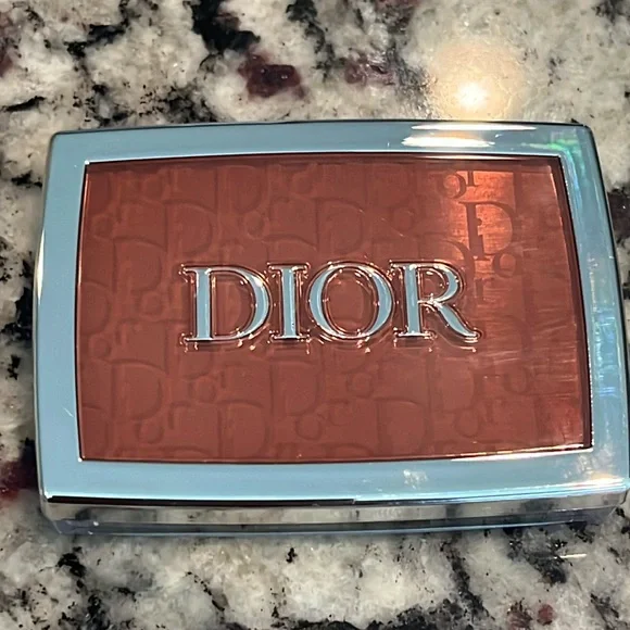 Dior Rosy Glow 020 Mahogany New! - Picture 8 of 8